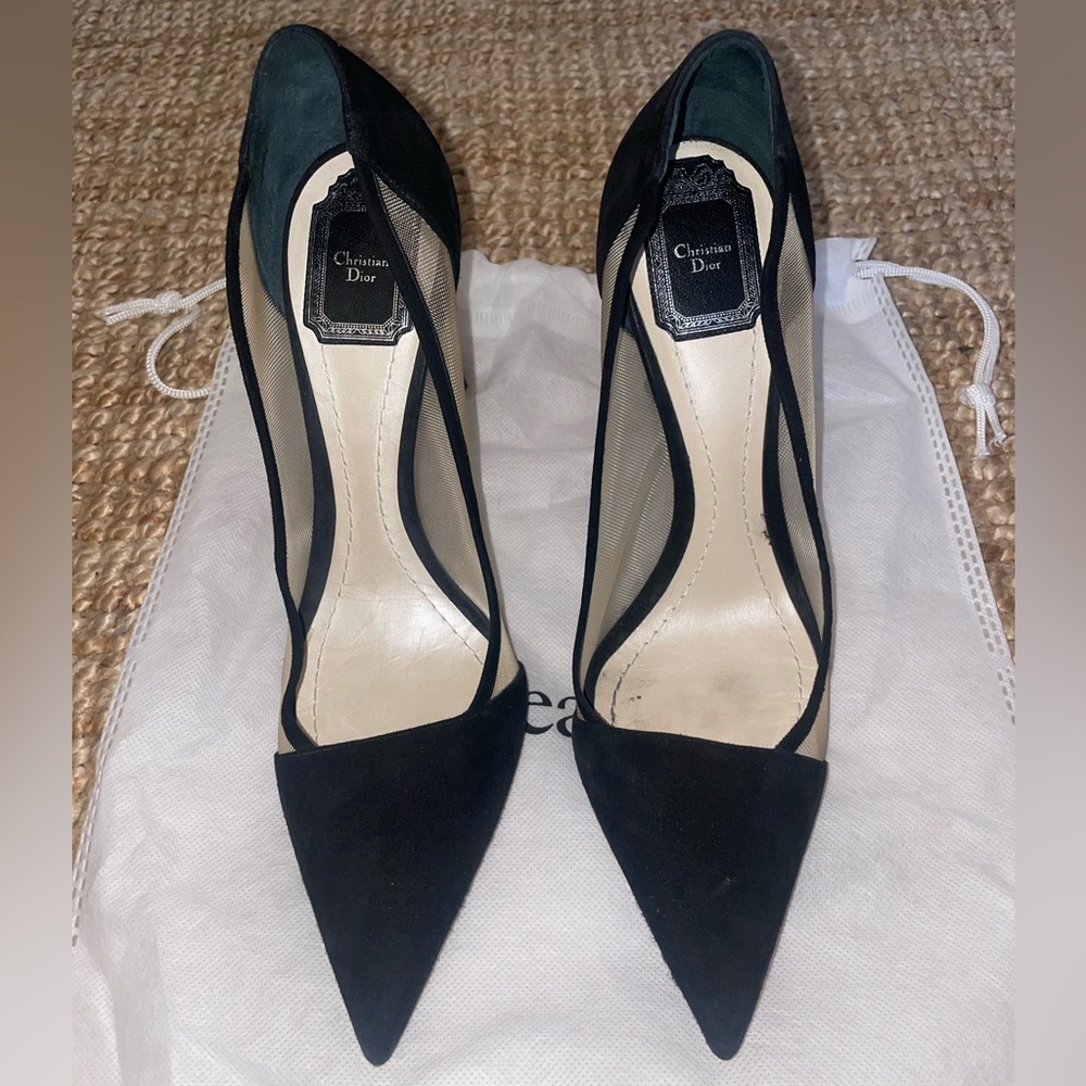 CHRISTIAN DIOR SUEDE & MESH PUMPS – CD001